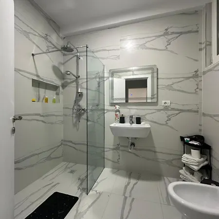 Apartment Xhm 2 Tirana